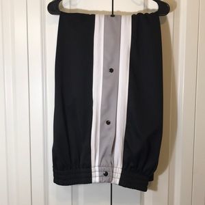 Athletics XXL snap off basketball sweatpants.